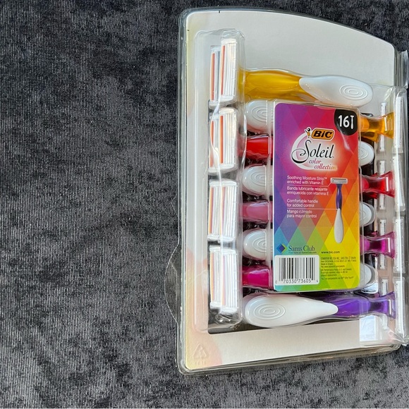 NEW BIC Soleil Color Collection Women's Razors, 16 ct. - Picture 4 of 14